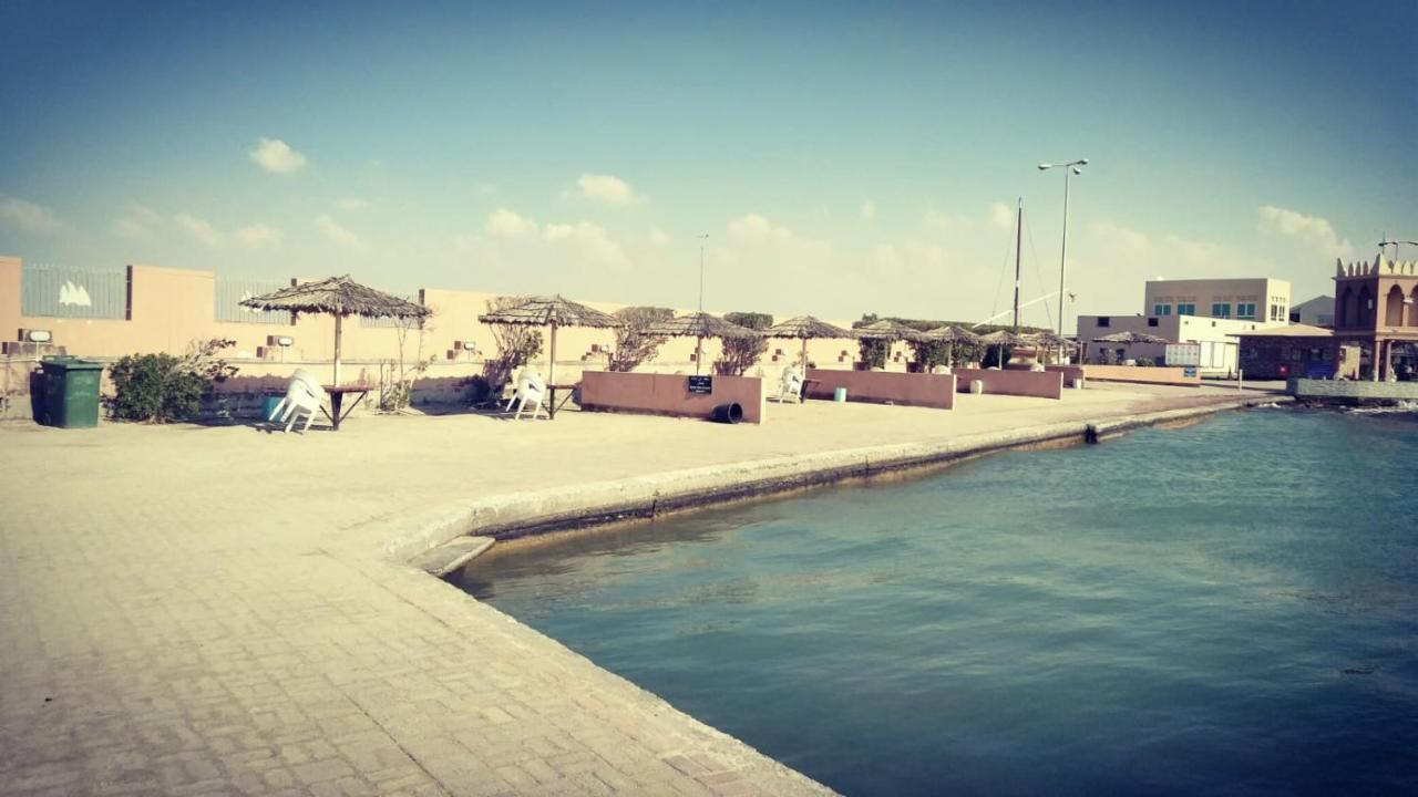 Bahrain Beach Bay Az Zallāq Exterior foto